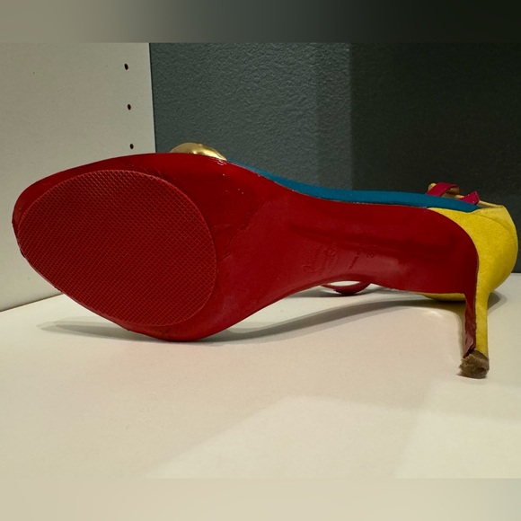 Christian Louboutin Athena Alta - Picture 8 of 10